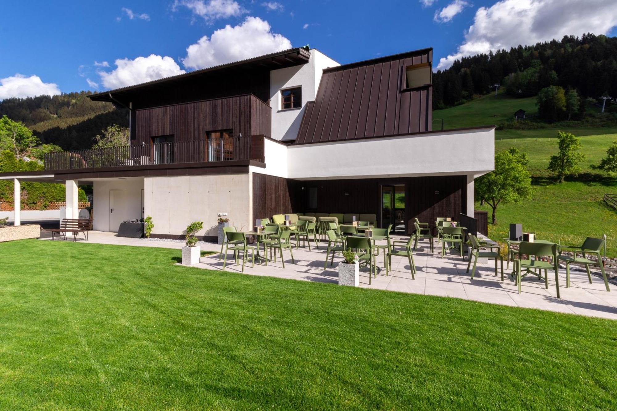 Wally Berg-appartements Aparthotel Zams
